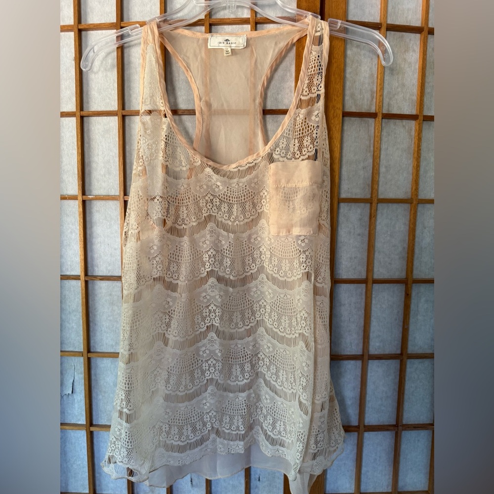 Lace Sleeveless Top in Cream